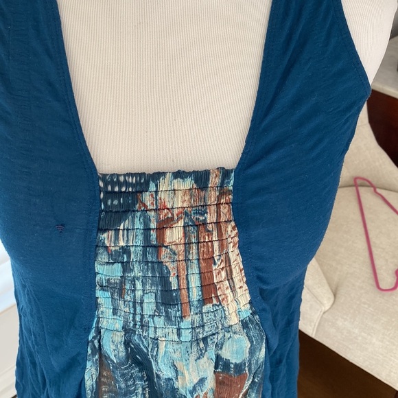 Save The Queen - Sleeveless Top - Picture 5 of 15